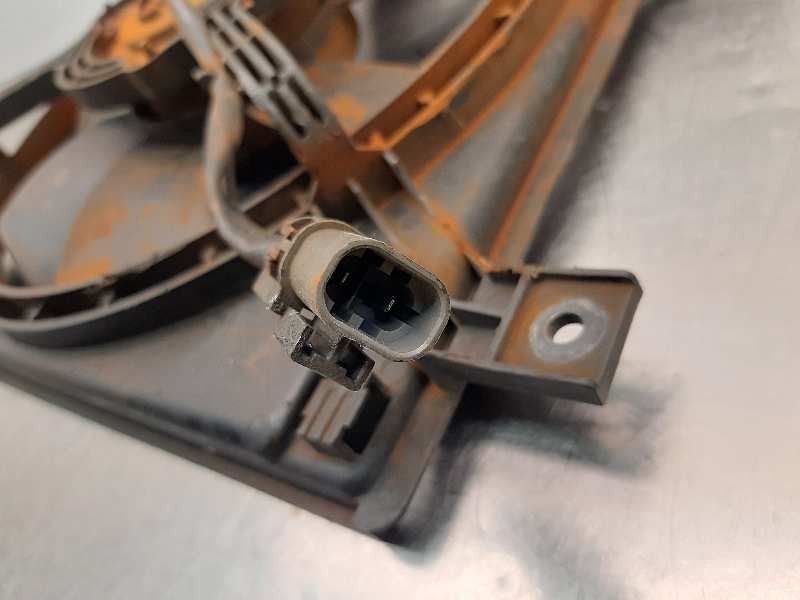 Recambio de electroventilador para mazda 626 berlina (gf) 2.0 td limited referencia OEM IAM 1076615  