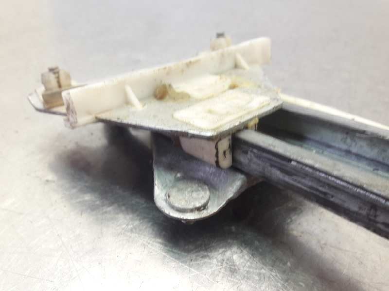 Recambio de elevalunas delantero derecho para mazda 626 berlina (gf) 2.0 td limited referencia OEM IAM 36301-61919  