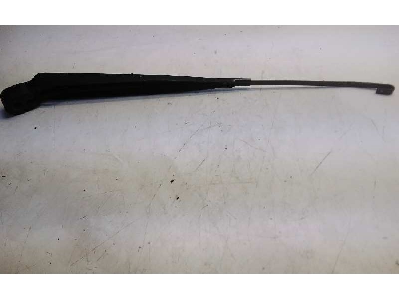 Recambio de brazo limpia delantero derecho para nissan terrano/terrano.ii (r20) referencia OEM IAM 288850F400  