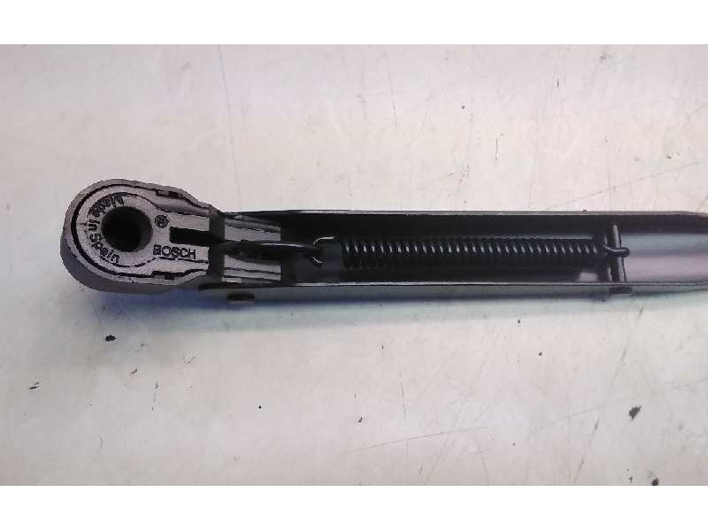 Recambio de brazo limpia delantero derecho para nissan terrano/terrano.ii (r20) referencia OEM IAM 288850F400  