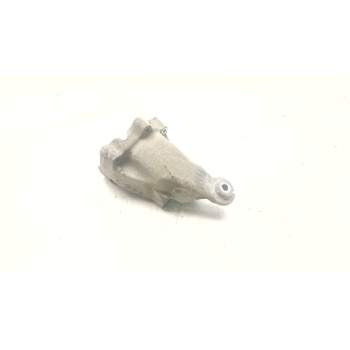 SOPORTE MOTOR DERECHO SUPERIOR A6512233404 