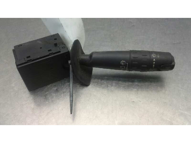 Recambio de mando limpia para citroen xsara berlina 1.9 td exclusive referencia OEM IAM 6239H6  