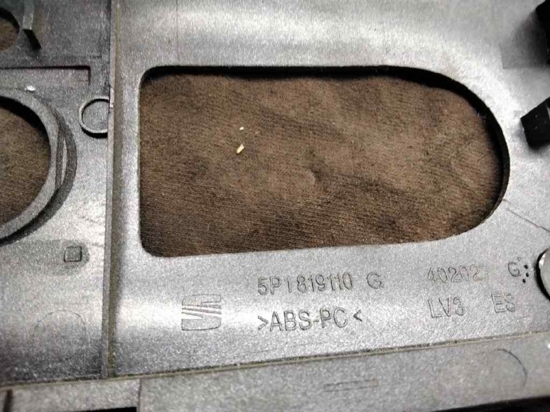 Recambio de aireador central para seat altea (5p1) select referencia OEM IAM 5P1819110G  
