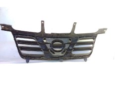 Recambio de rejilla delantera para nissan x-trail (t30) luxury (a,e) referencia OEM IAM 623106H700   2