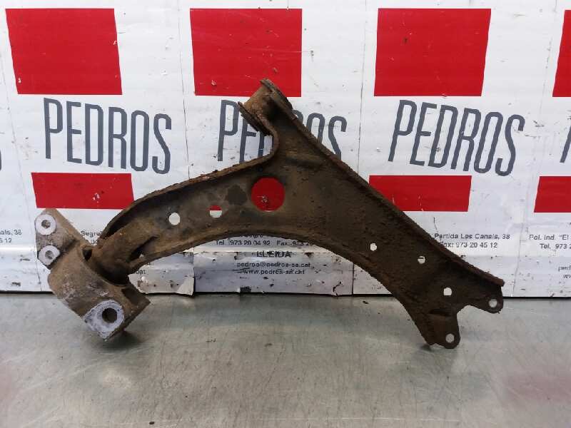 Recambio de brazo suspension inferior delantero izquierdo para audi a3 sportback (8p) 1.6 attraction referencia OEM IAM 1K040715