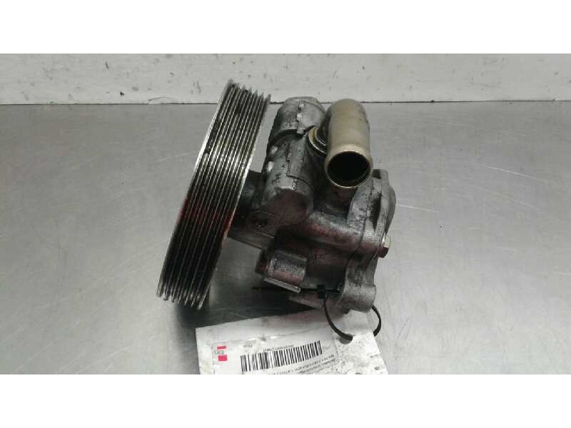 Recambio de bomba direccion para mazda 2 berlina (dy) 1.4 crtd active referencia OEM IAM 2S6C3A696DC  