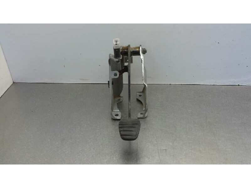 Recambio de pedal freno para renault trafic caja cerrada (ab 4.01) 2.0 dci diesel fap cat referencia OEM IAM   