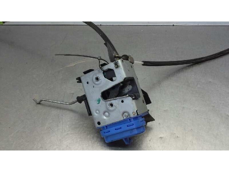 Recambio de cerradura puerta trasera derecha para audi a4 berlina (b5) 1.9 tdi quattro referencia OEM IAM   