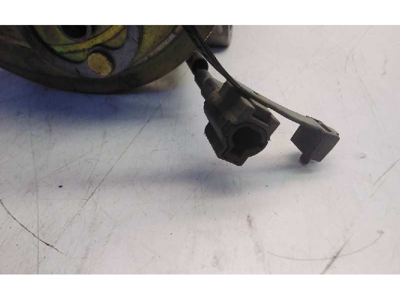 Recambio de compresor aire acondicionado para nissan terrano/terrano.ii (r20) referencia OEM IAM 926000F001  