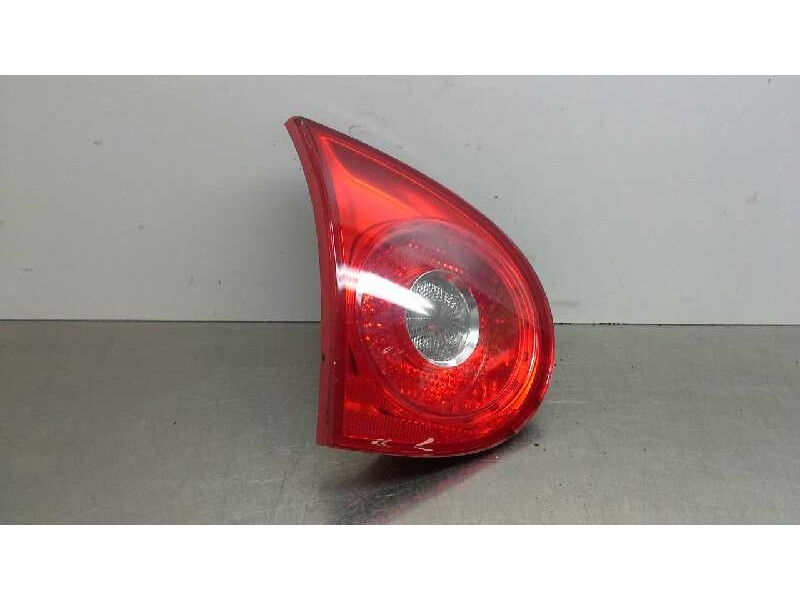 Recambio de piloto trasero izquierdo porton para volkswagen golf v berlina (1k1) highline referencia OEM IAM   