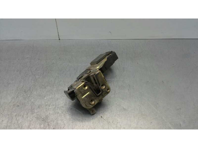 Recambio de cerradura puerta trasera izquierda para volvo s40 berlina 1.8 evolution referencia OEM IAM 30850806  