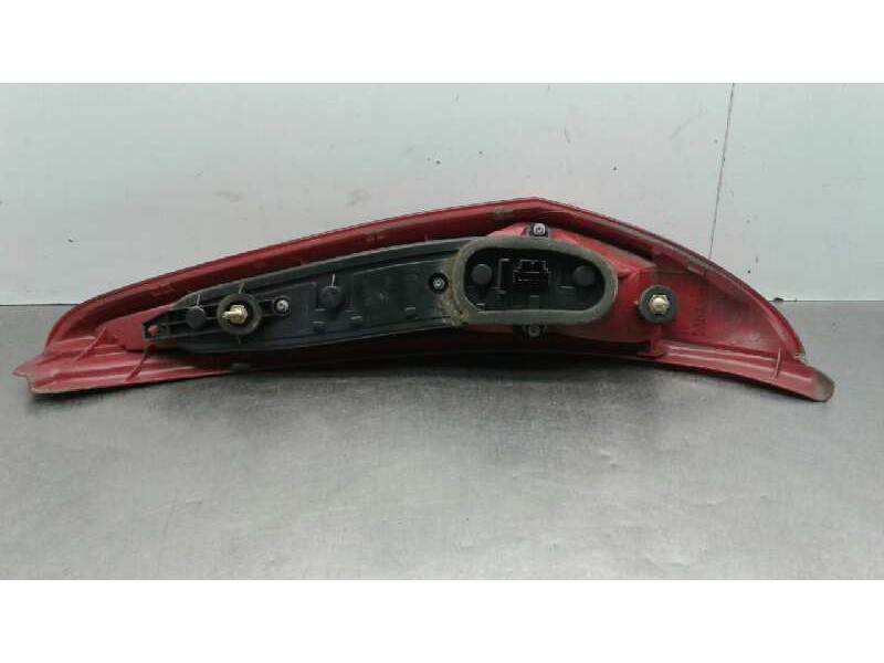 Recambio de piloto trasero izquierdo para fiat punto berlina (188) 1.2 16v sporting referencia OEM IAM   