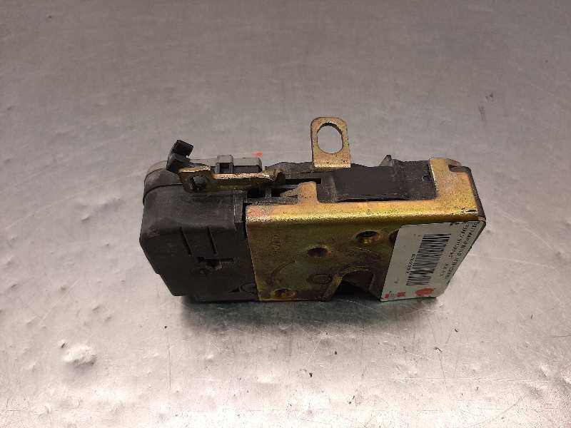 Recambio de cerradura puerta delantera izquierda para peugeot 206 berlina xt referencia OEM IAM 9135H3  