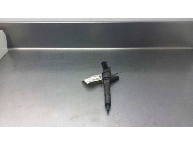 Recambio de inyector para fiat punto berlina (188) 1.3 jtd 70 multijet active referencia OEM IAM 0445110083  