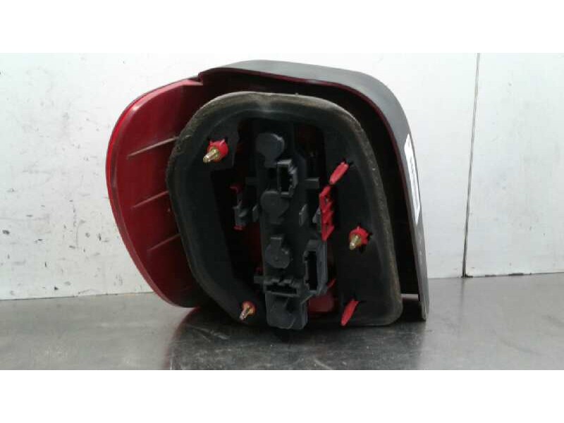 Recambio de piloto trasero derecho para volkswagen polo berlina (6n2) trendline referencia OEM IAM 6N0945096H  