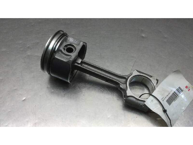 Recambio de piston para nissan juke (f15) 1.6 16v referencia OEM IAM   