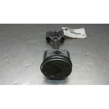 Recambio de piston para nissan juke (f15) 1.6 16v referencia OEM IAM   