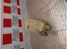 Recambio de deposito limpia para dacia logan referencia OEM IAM   116006 2