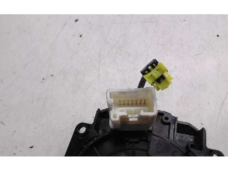 Recambio de anillo airbag para nissan pick-up (d22) td doble cabina navara referencia OEM IAM L8125003853822  