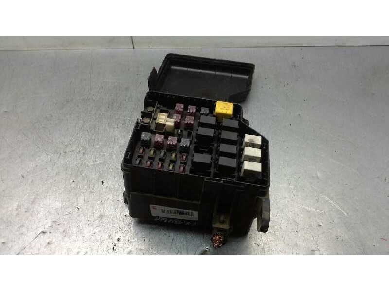 Recambio de caja fusibles para hyundai santa fe (sm) 2.0 gls crdi referencia OEM IAM 9128826201  