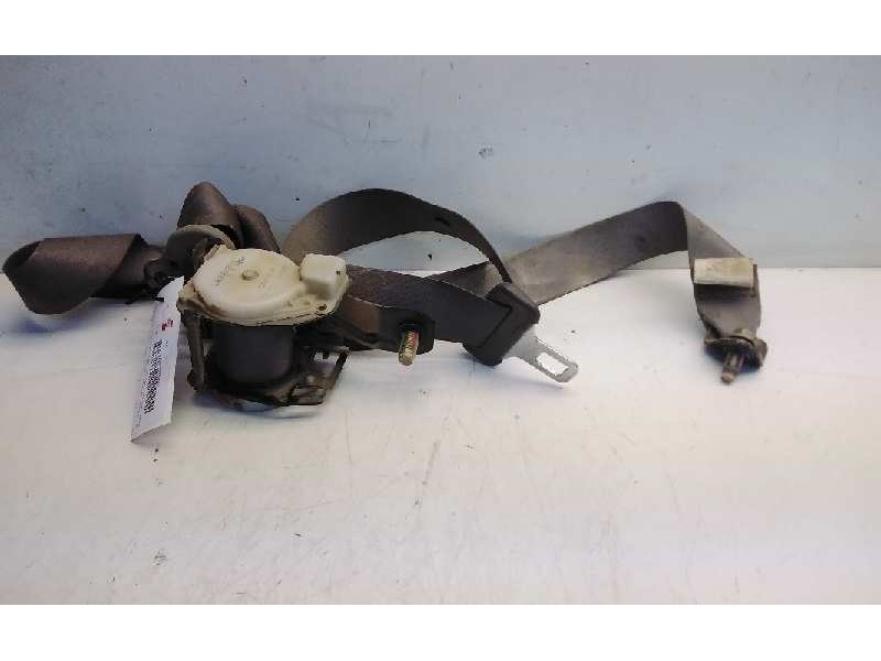 Recambio de cinturon seguridad trasero derecho para nissan pick-up (d22) td doble cabina navara referencia OEM IAM 0431012  