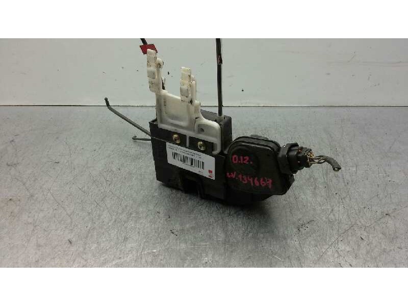 Recambio de cerradura puerta delantera izquierda para hyundai santa fe (sm) 2.0 gls crdi referencia OEM IAM 8131026021  