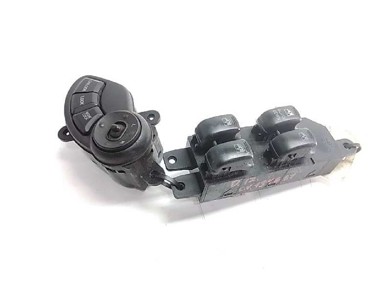 Recambio de mando elevalunas delantero izquierdo para hyundai santa fe (sm) 2.0 gls crdi referencia OEM IAM 9357026000  
