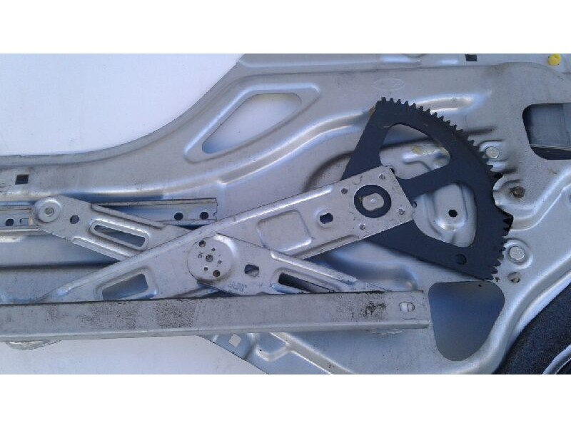 Recambio de elevalunas trasero derecho para kia sportage lx referencia OEM IAM 834041F010  