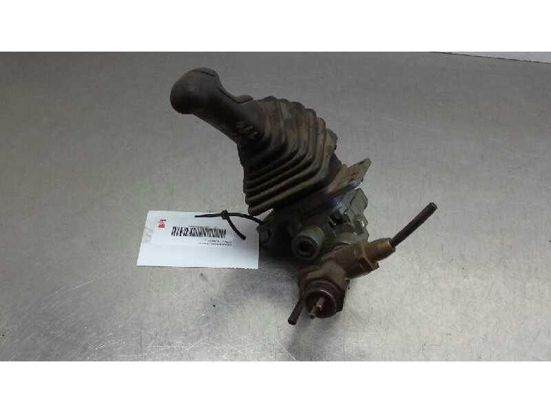 Recambio de palanca freno de mano para scania 114l 4x2 ui referencia OEM IAM   116058