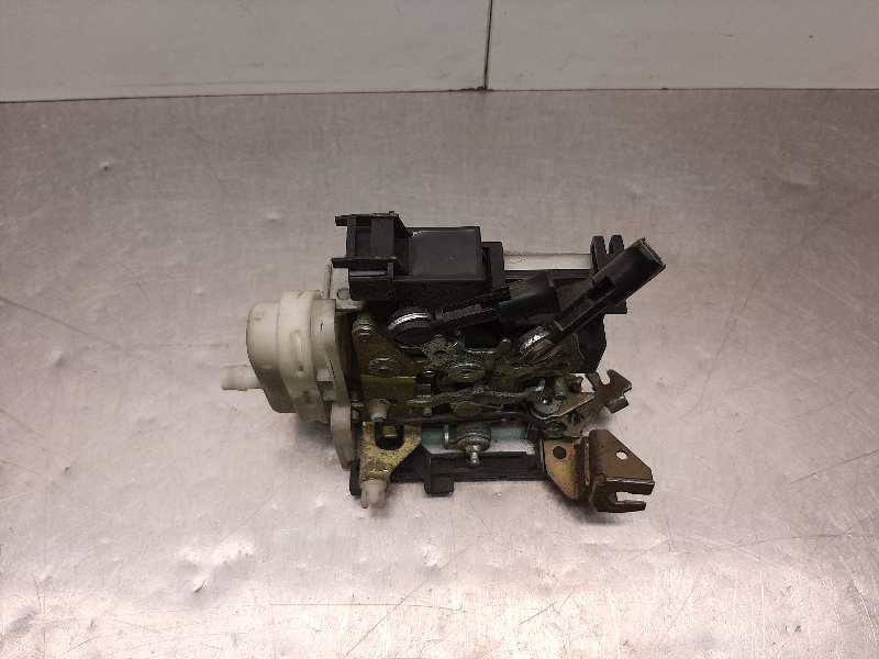 Recambio de cerradura puerta delantera izquierda para audi a4 berlina (b5) 1.9 tdi referencia OEM IAM   