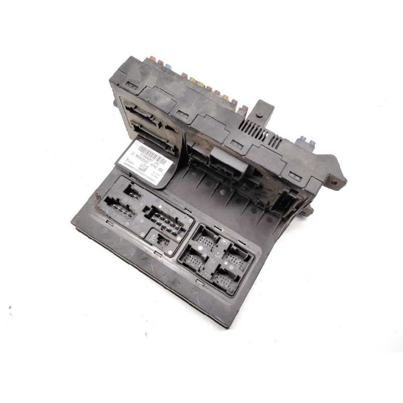 Recambio de caja fusibles para mercedes clase e (w211) berlina 3.2 v6 18v cat referencia OEM IAM 21115454201  116349