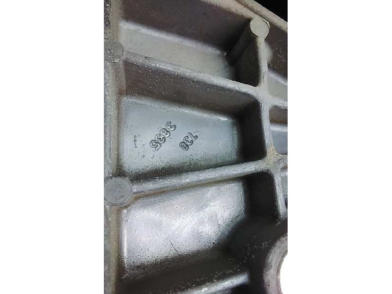 Recambio de soporte alternador para mercedes clase a (w169) 1.5 cat referencia OEM IAM A2662000770  