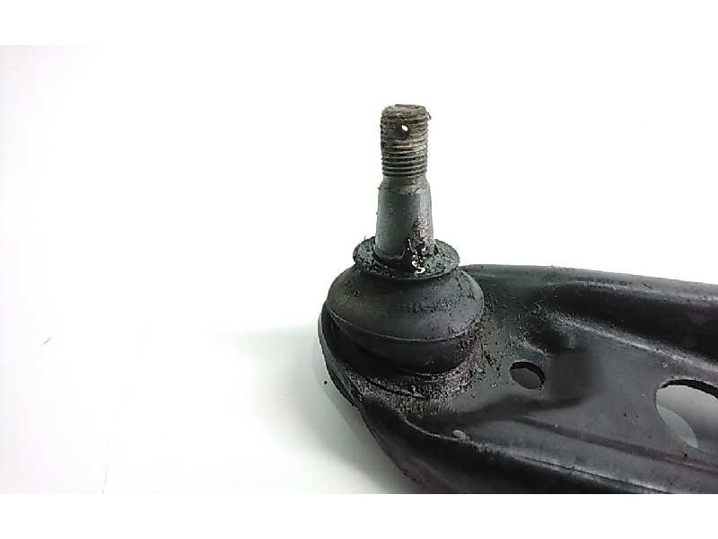 Recambio de brazo suspension inferior delantero derecho para toyota yaris active referencia OEM IAM   