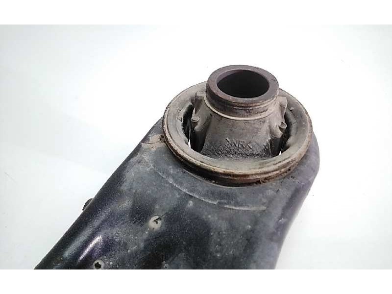 Recambio de brazo suspension inferior delantero derecho para toyota yaris active referencia OEM IAM   