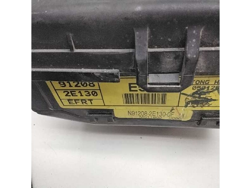 Recambio de caja fusibles para hyundai tucson (jm) 2.0 crdi comfort referencia OEM IAM N912082E1300F  