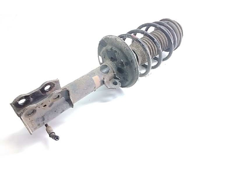 Recambio de amortiguador delantero derecho para toyota yaris active referencia OEM IAM 485100D170  