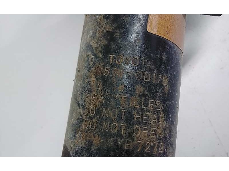 Recambio de amortiguador delantero derecho para toyota yaris active referencia OEM IAM 485100D170  