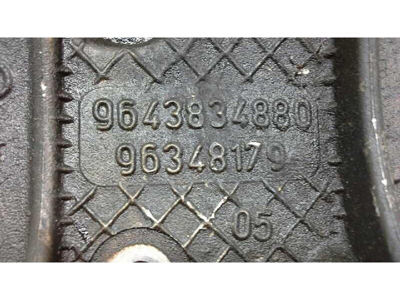 Recambio de soporte alternador para fiat scudo (222) 2.0 16v jtd sx kombi (5 sitze) referencia OEM IAM 9643834880  