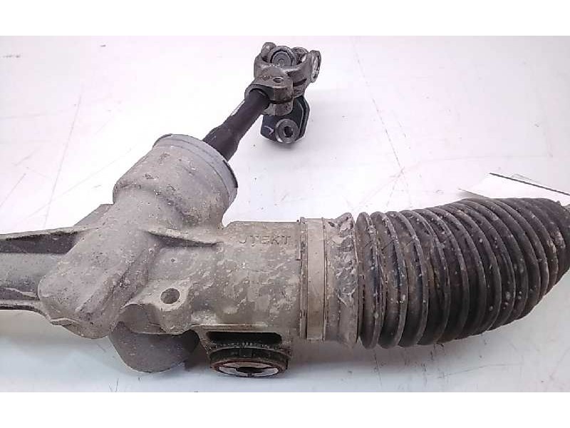 Recambio de caja direccion para toyota yaris active referencia OEM IAM   