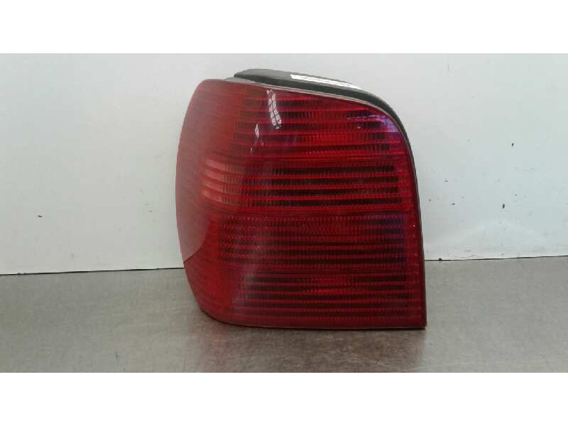 Recambio de piloto trasero izquierdo para volkswagen polo berlina (6n2) trendline referencia OEM IAM 6N0945095H  