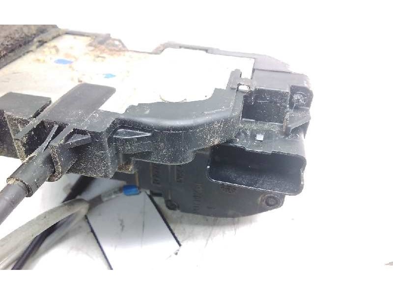 Recambio de cerradura puerta delantera derecha para nissan nv 200 (m20) kombi comfort referencia OEM IAM CX11MFRC  