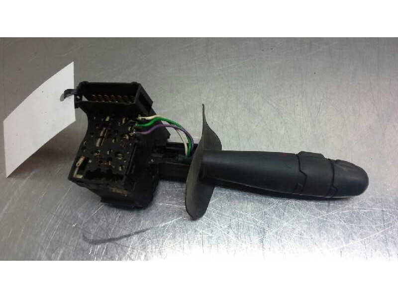 Recambio de mando luces para renault clio ii fase ii (b/cb0) 1.2 referencia OEM IAM 7701047552  