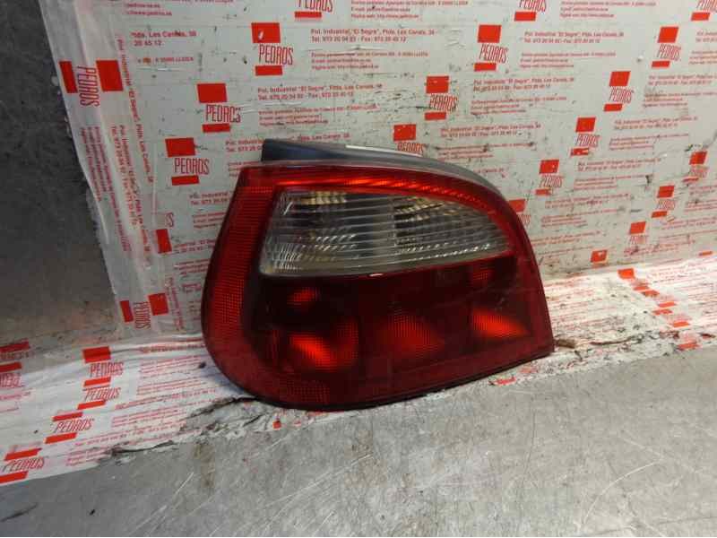 Recambio de piloto trasero izquierdo para renault megane i berlina hatchback (ba0) 1.9 dti alize referencia OEM IAM 7701040648  