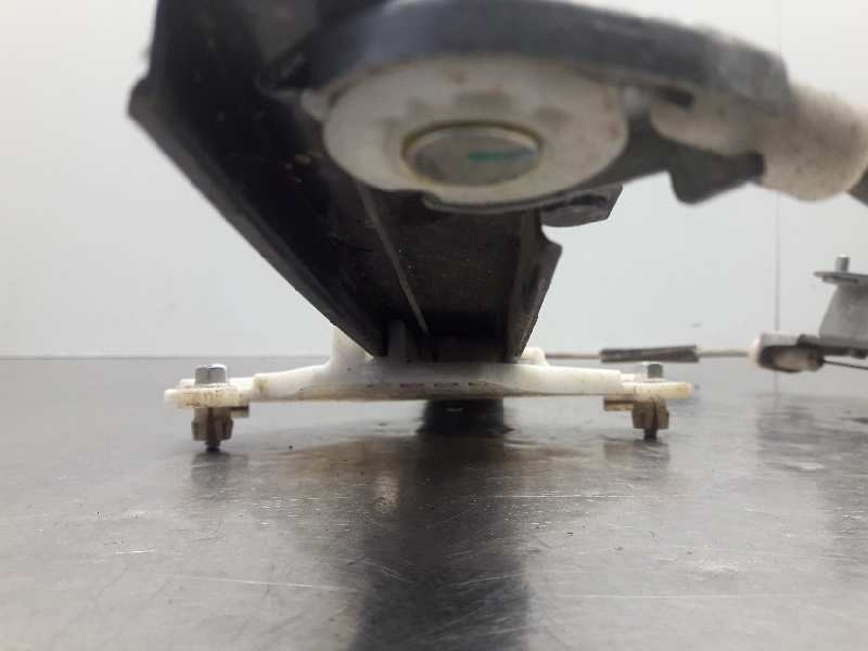 Recambio de elevalunas delantero derecho para ssangyong korando limited plus 4x4 referencia OEM IAM 98820-CZ010 001100195069 