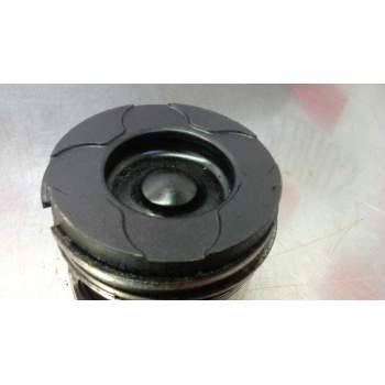 Recambio de piston para mazda 3 berlina (bk) 1.6 cd diesel cat referencia OEM IAM   