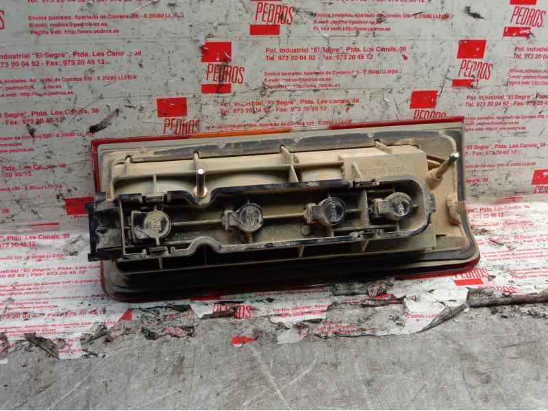 Recambio de piloto trasero derecho para ford fiesta berl./courier surf referencia OEM IAM 7070864  