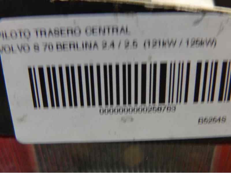 Recambio de piloto trasero central para volvo s70 berlina 2.4 / 2.5 (121kw / 125kw) referencia OEM IAM   
