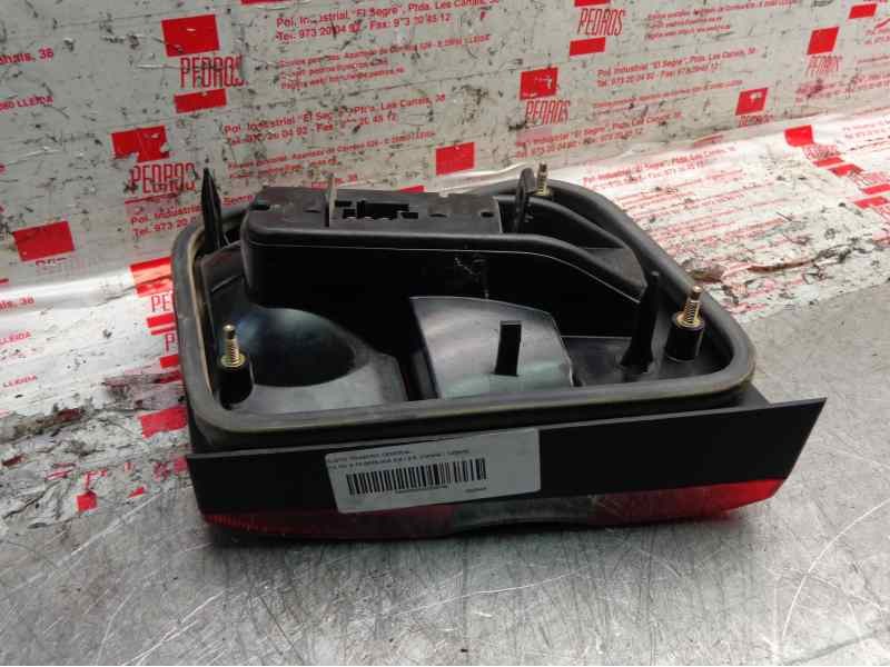 Recambio de piloto trasero central para volvo s70 berlina 2.4 / 2.5 (121kw / 125kw) referencia OEM IAM   