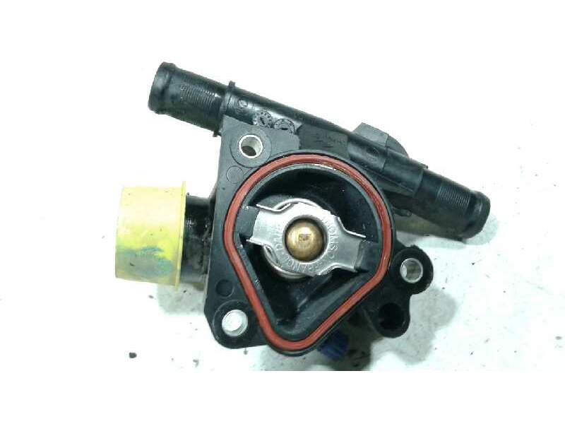 Recambio de caja termostato para renault trafic caja cerrada dci cat referencia OEM IAM 8200907243  