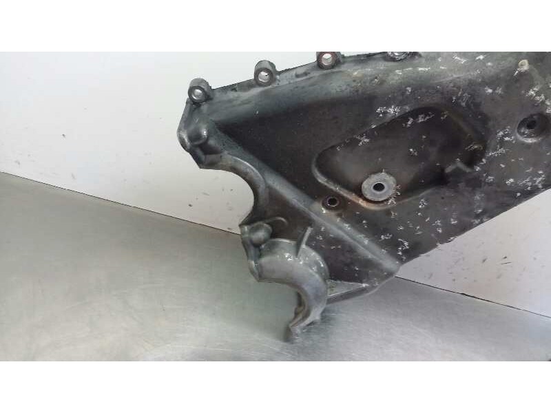 Recambio de tapa distribucion exterior para porsche cayenne (typ 9pa) turbo referencia OEM IAM 9481011217R  